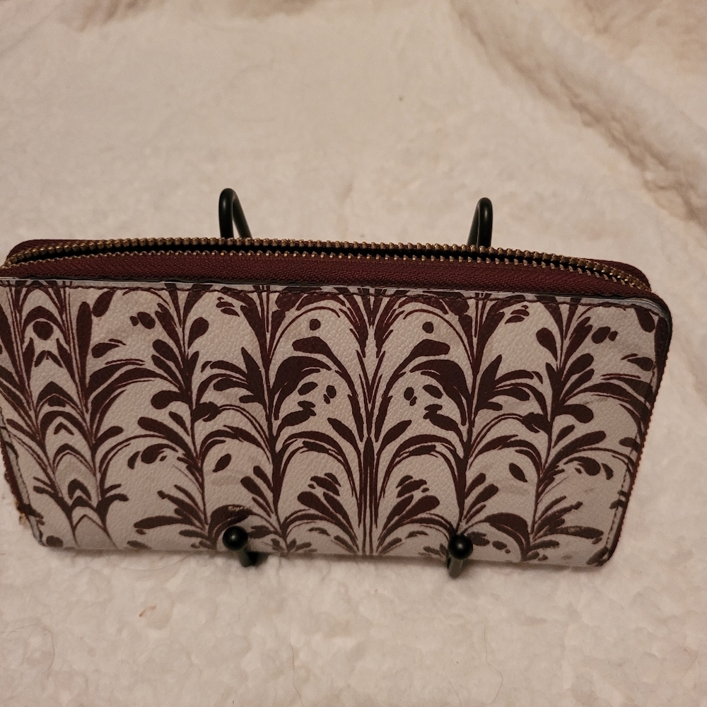 Tory Burch wallet - Picture 2 of 5